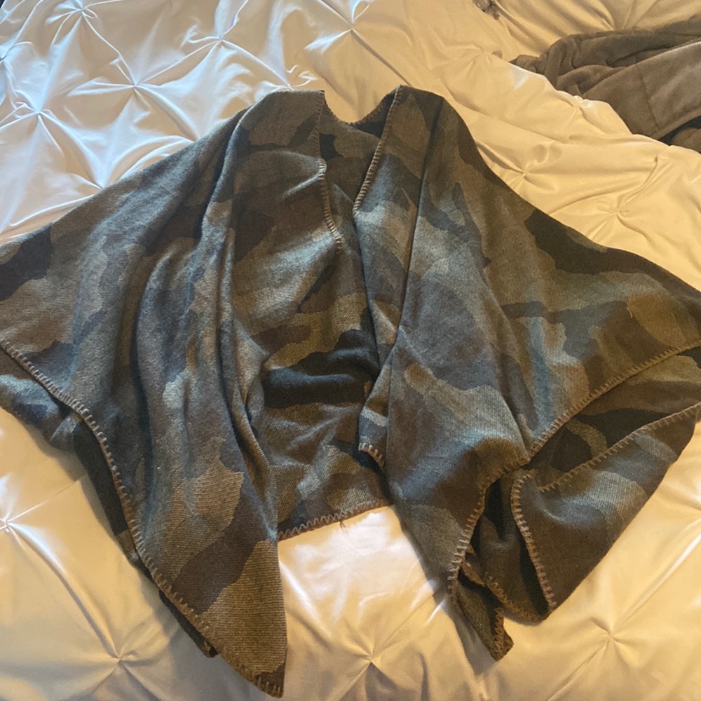 Throw Sweater